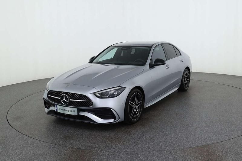 Gebraucht Mercedes C200 163 PS (119 kW) 2024 Silber Limousine