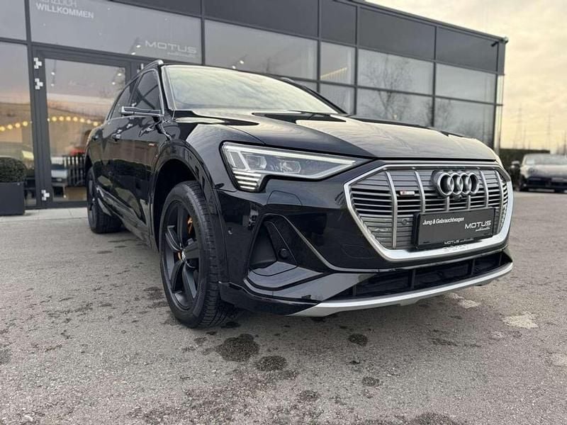 Schwarz Gebraucht 2020 Audi e-tron S-Line SUV | € 34.500 (Fairer Preis) - Bild 1/4