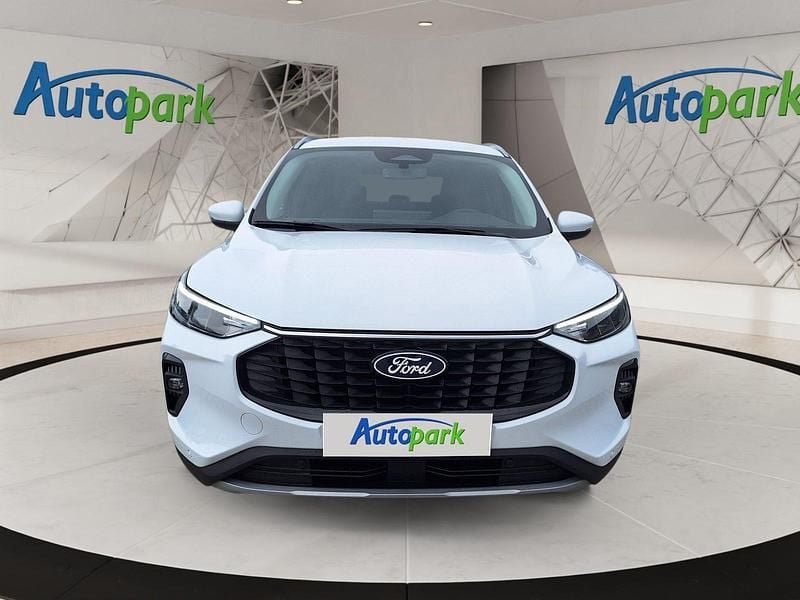 Gebraucht Ford Kuga Titanium 183 PS (134 kW) 2024 Weiß SUV