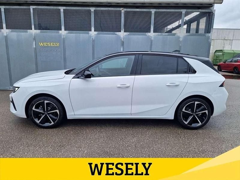 Neu Opel Astra 131 PS (96 kW) 2025 Weiß Limousine