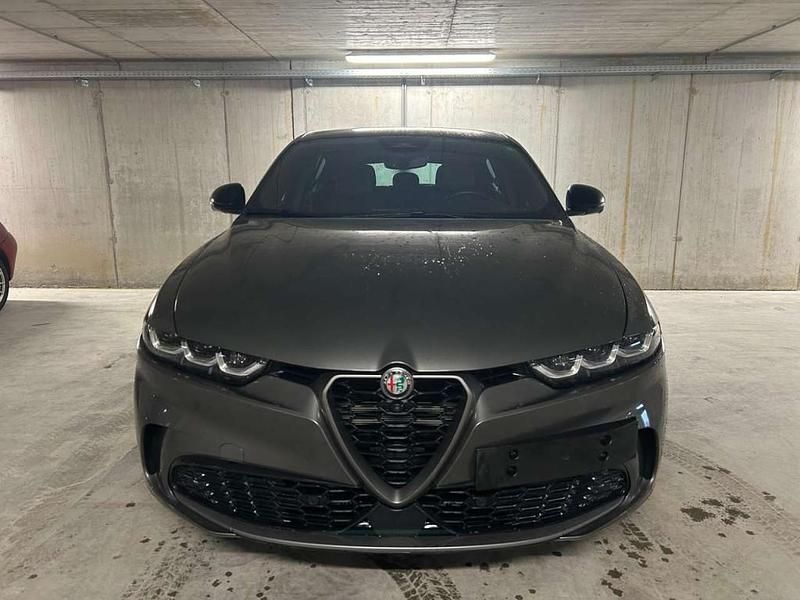 Gebraucht Alfa Romeo Tonale Edizione Speciale 180 PS (132 kW) 2023 Grau SUV