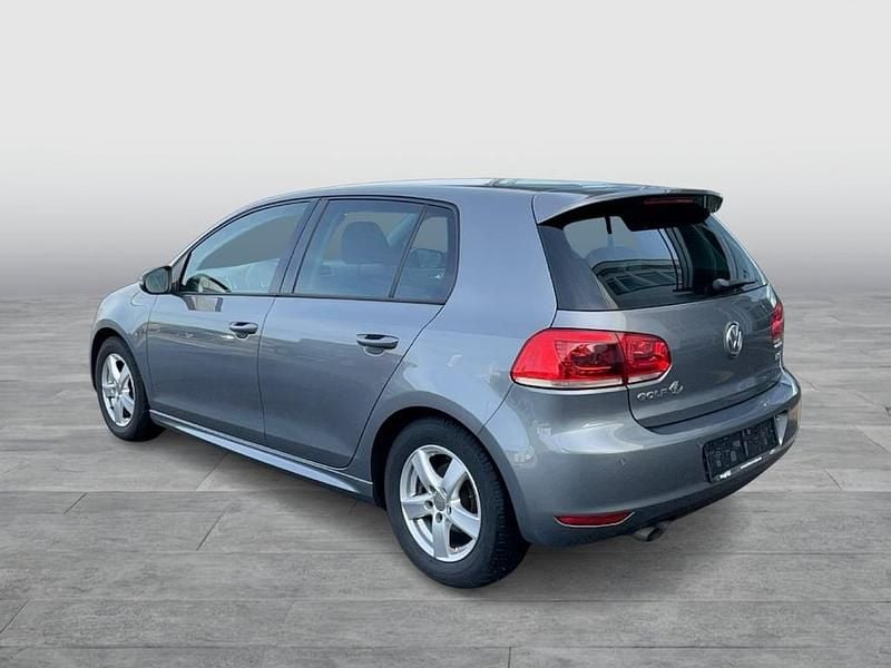 Gebraucht VW Golf VI 122 PS (89 kW) 2011 Dunkelgrau  metallic Kleinwagen