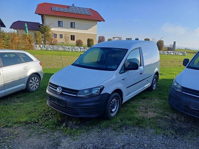 Weiß Gebraucht 2019 VW Caddy Van / Kleinbus | € 11.990 (Fairer Preis) - Bild 1/4