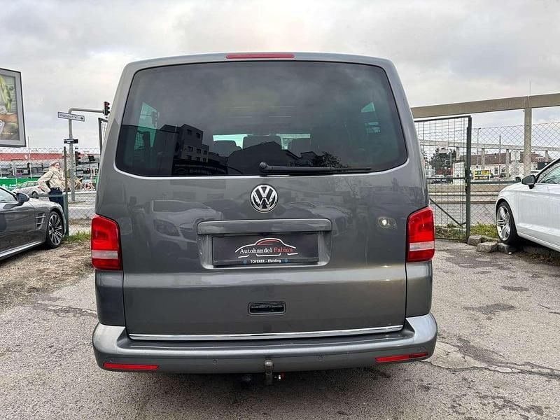 Gebraucht VW Multivan Highline 179 PS (131 kW) 2013 Grau Van