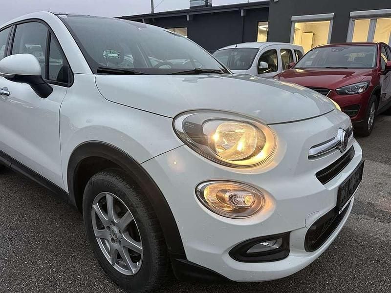 Weiß Gebraucht 2016 Fiat 500X Pop Star SUV | € 6.990 - Bild 1/4