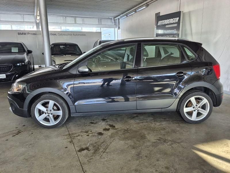 Gebraucht VW Polo 60 PS (44 kW) 2014 Schwarz Limousine