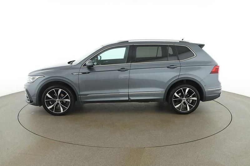 Gebraucht VW Tiguan Allspace R-line 150 PS (110 kW) 2022 Grau SUV
