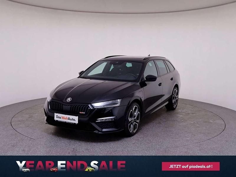 Schwarz metallicperleffektno Gebraucht 2022 Skoda Octavia RS Kombi | € 33.590 (Teuer) - Bild 1/4