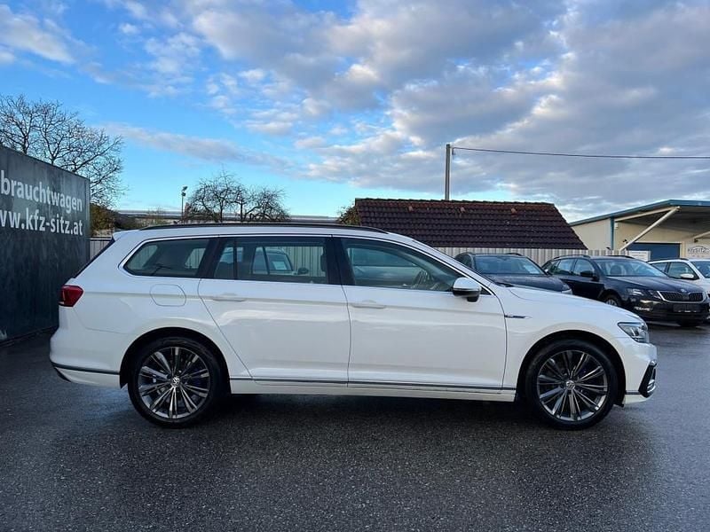 Gebraucht VW Passat GTE 156 PS (114 kW) 2020 Weiß Kombi