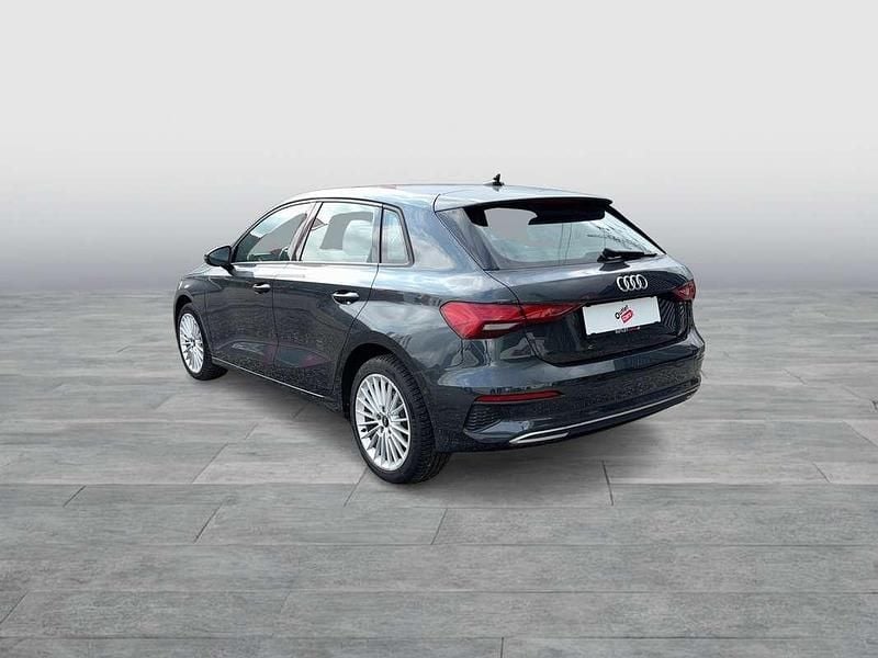 Gebraucht Audi A3 Advanced 150 PS (110 kW) 2022 Grau Limousine