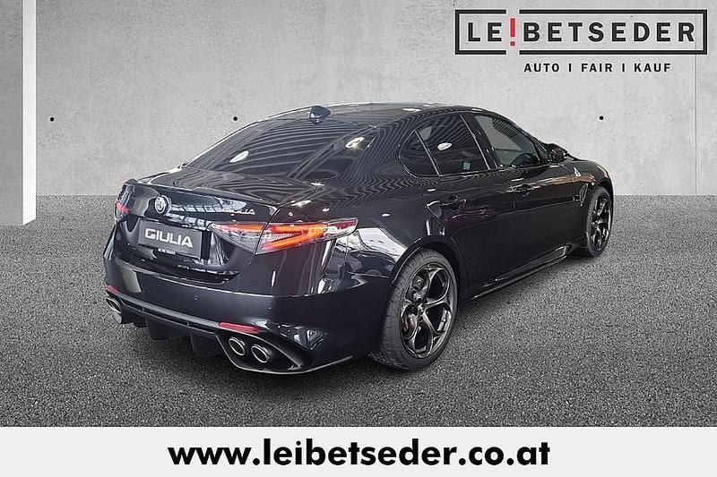 Gebraucht Alfa Romeo Giulia Quadrifoglio 510 PS (375 kW) 2023 Schwarz Limousine