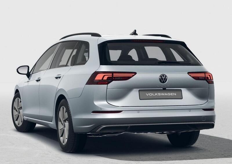 Neu VW Golf VIII Style 150 PS (110 kW) 2025 Silber Kombi