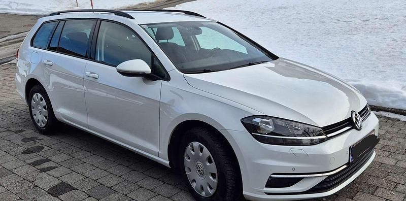Gebraucht VW Golf VII 116 PS (85 kW) 2018 Weiß Kombi