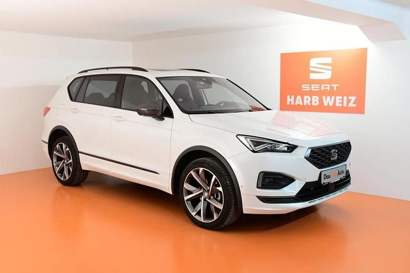 Weiss metallicperleffekt Gebraucht 2024 Seat Tarraco FR SUV | € 44.980 (Teuer) - Bild 1/4