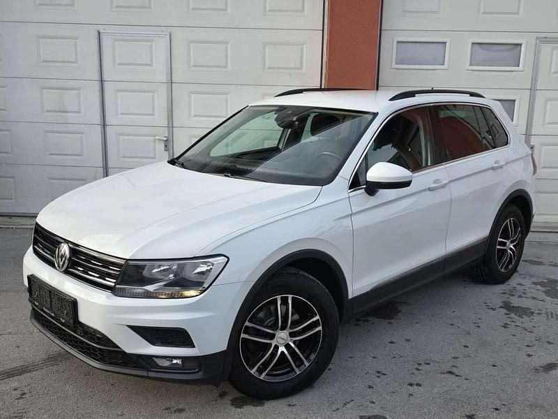 Weiß Gebraucht 2018 VW Tiguan Comfortline SUV | € 18.799 (Fairer Preis) - Bild 1/4