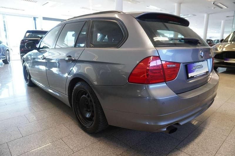 Gebraucht BMW 316 116 PS (85 kW) 2012 Silber Kombi