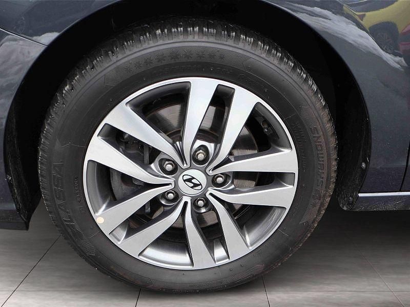 Gebraucht Hyundai i30 120 PS (88 kW) 2021 Limousine