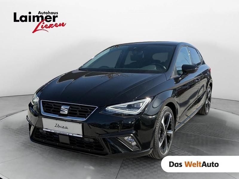 Schwarz metallic Gebraucht 2025 Seat Ibiza FR Limousine | € 19.990 (Fairer Preis) - Bild 1/4