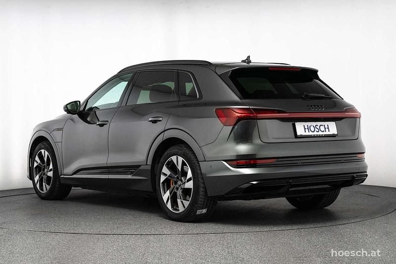 Gebraucht Audi e-tron S-Line 300 kW (408 PS) 2022 Grau SUV