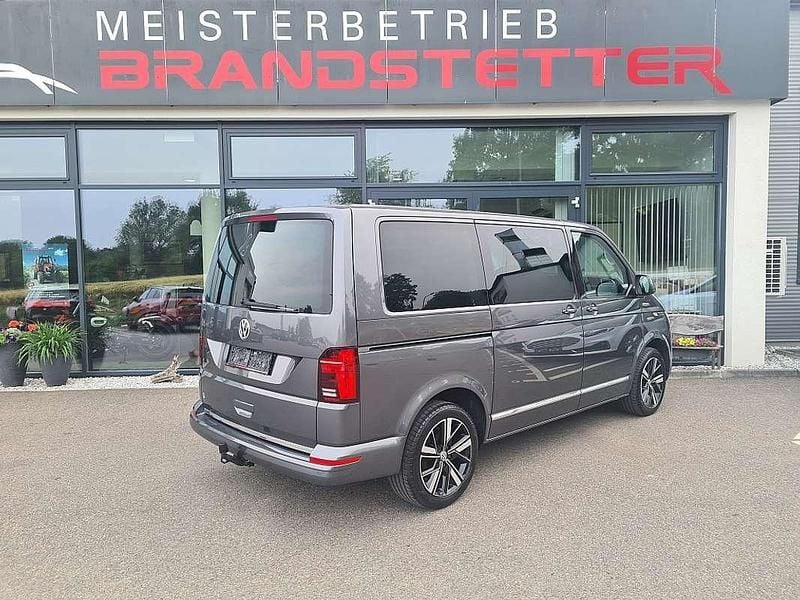 Gebraucht VW Multivan Comfortline 199 PS (146 kW) 2020 Grau Van
