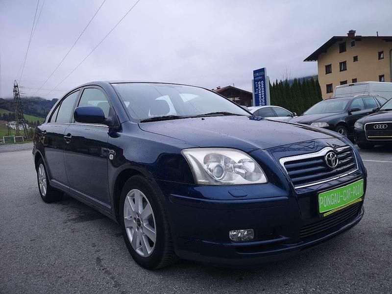 Blau Gebraucht 2004 Toyota Avensis Terra Limousine | € 2.200 - Bild 1/4