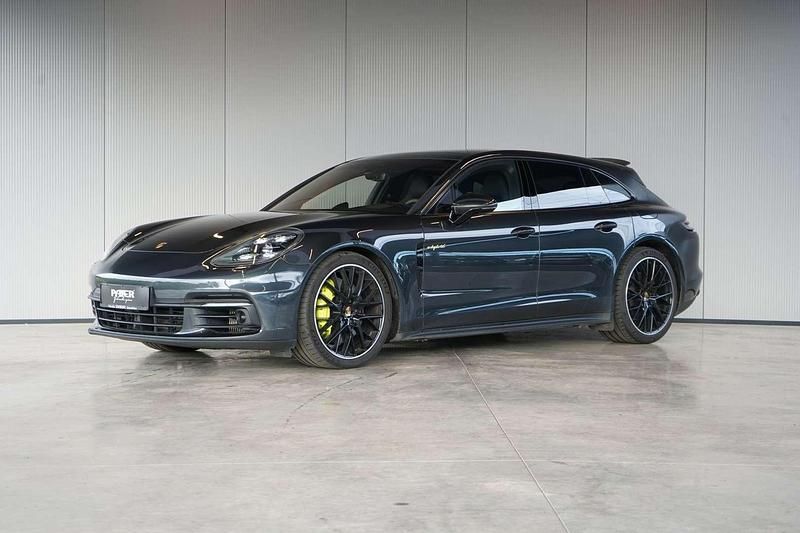Grau Gebraucht 2019 Porsche Panamera 4 Limousine | € 69.900 (Superpreis) - Bild 1/4
