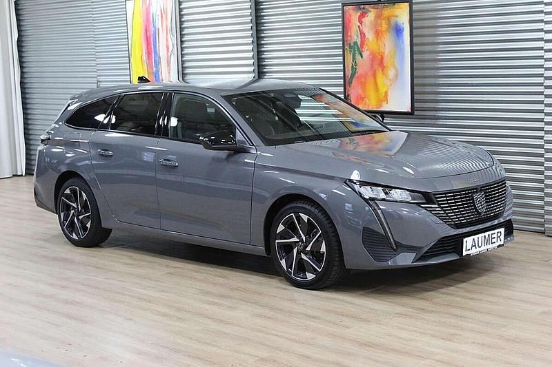 Gebraucht Peugeot 308 SW Allure 131 PS (96 kW) 2024 Grau Kombi