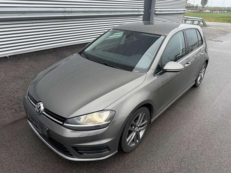 Grau Gebraucht 2014 VW Golf VII Sportline Limousine | € 11.990 (Fairer Preis) - Bild 1/4