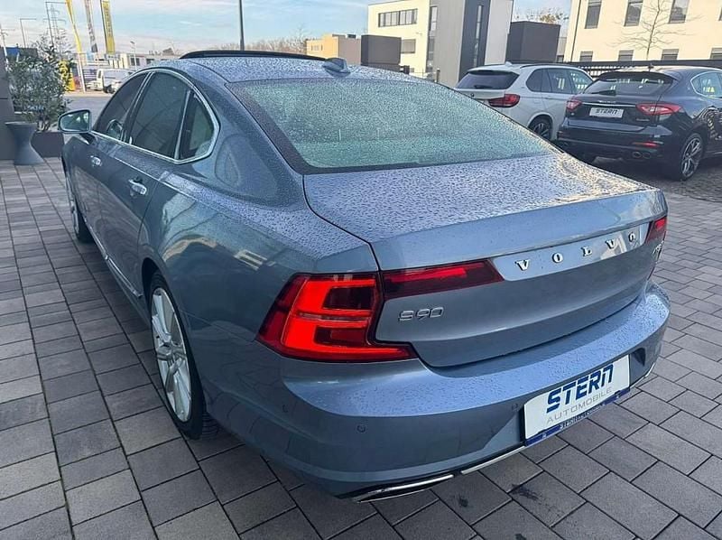Gebraucht Volvo S90 Inscription 320 PS (235 kW) 2018 Blau Limousine