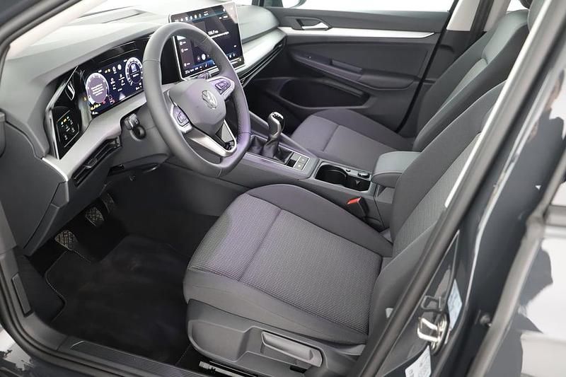 Neu VW Golf VIII 115 PS (84 kW) 2026 Mittelgrau  normal Kombi