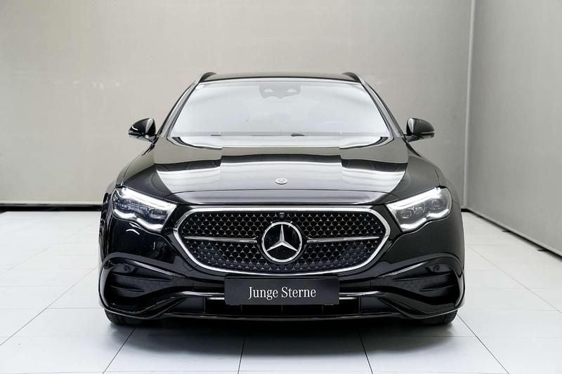 Gebraucht Mercedes E300 197 PS (144 kW) 2025 Schwarz Kombi