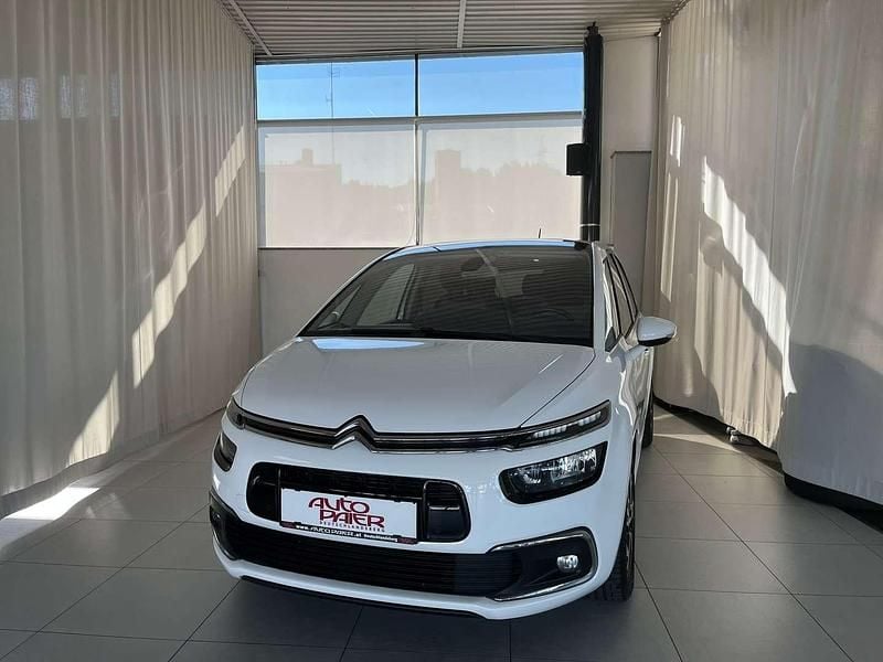 Weiß Gebraucht 2018 Citroën C4 SpaceTourer Shine Van / Kleinbus | € 14.600 (Etwas zu teuer) - Bild 1/4