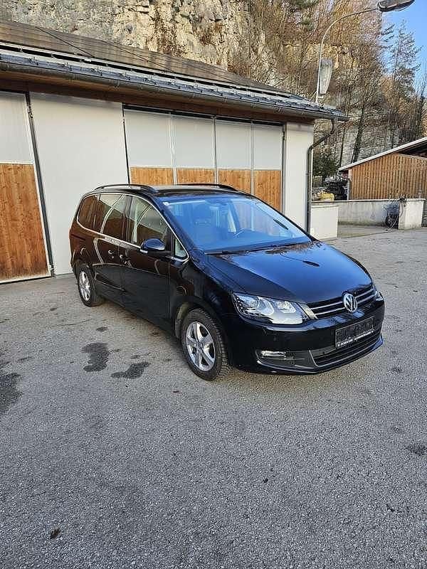 Gebraucht VW Sharan Comfortline 150 PS (110 kW) 2017 Schwarz Van / Kleinbus