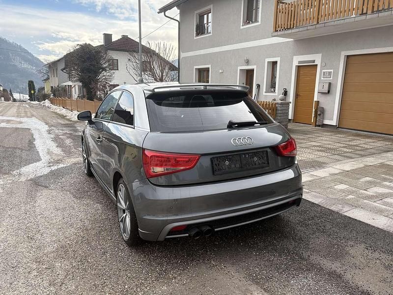 Gebraucht Audi A1 Sport 185 PS (136 kW) 2011 Limousine