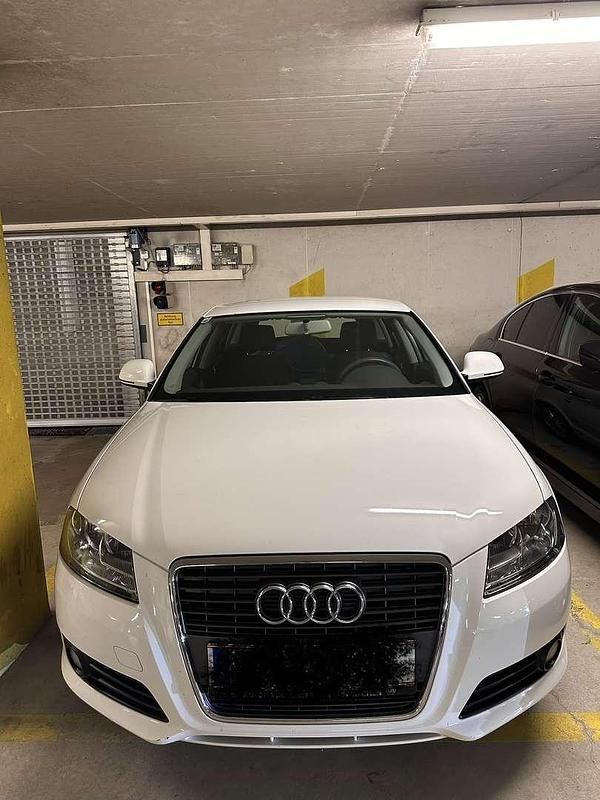 Gebraucht Audi A3 102 PS (75 kW) 2009 Weiß Kombi