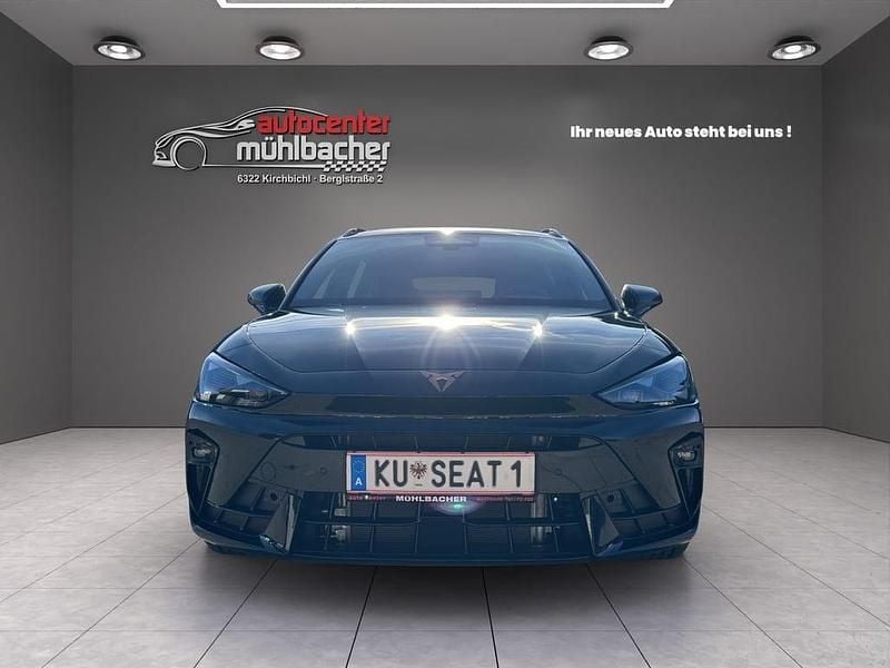 Neu Cupra Leon 150 PS (110 kW) 2025 Schwarz  metallic Kombi