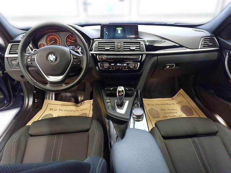 Gebraucht BMW 320 Sport Line 190 PS (139 kW) 2017 Blau Kombi