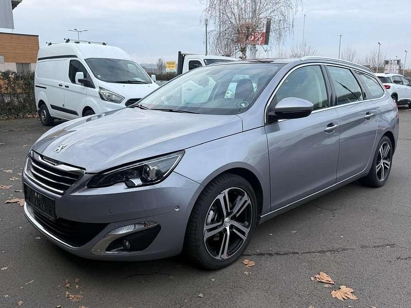 Gebraucht Peugeot 308 SW Allure 131 PS (96 kW) 2015 Grau Kombi