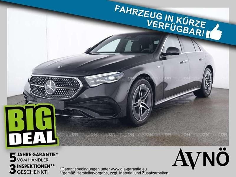 Grau Gebraucht 2025 Mercedes E300 AMG line Limousine | € 58.660 (Fairer Preis) - Bild 1/4