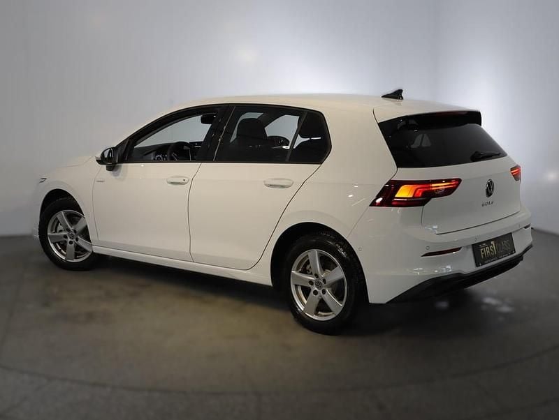 Neu VW Golf VIII 115 PS (84 kW) 2026 Weiss  normal Limousine