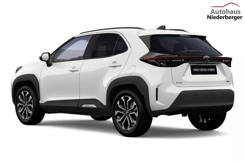 Neu Toyota Yaris Cross 129 PS (94 kW) 2025 SUV