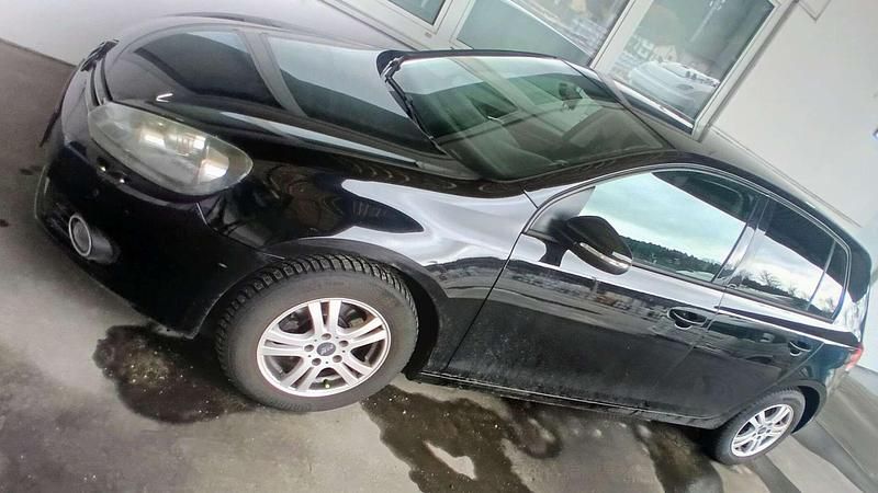 Gebraucht VW Golf VII 86 PS (63 kW) 2012 Limousine