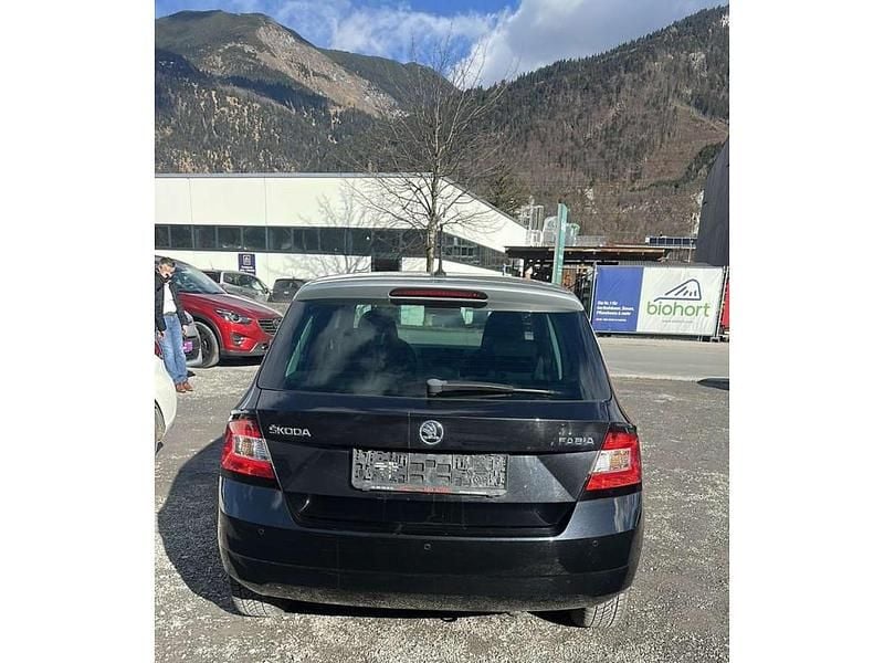 Gebraucht Skoda Fabia Style 90 PS (66 kW) 2015 Schwarz Limousine