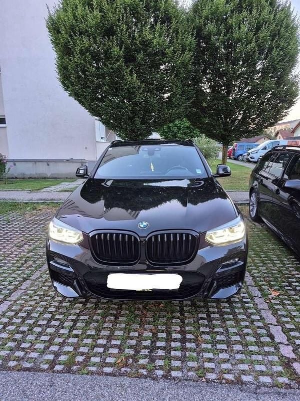 Schwarz Gebraucht 2021 BMW X4 Shadowline SUV | € 47.760 (Fairer Preis) - Bild 1/4