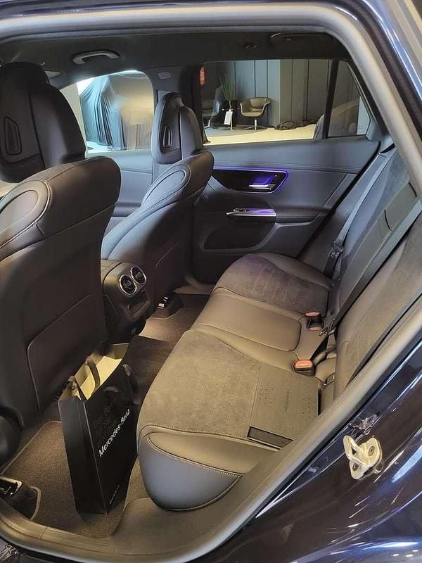 Gebraucht Mercedes GLC300e Edition 333 PS (244 kW) 2024 SUV