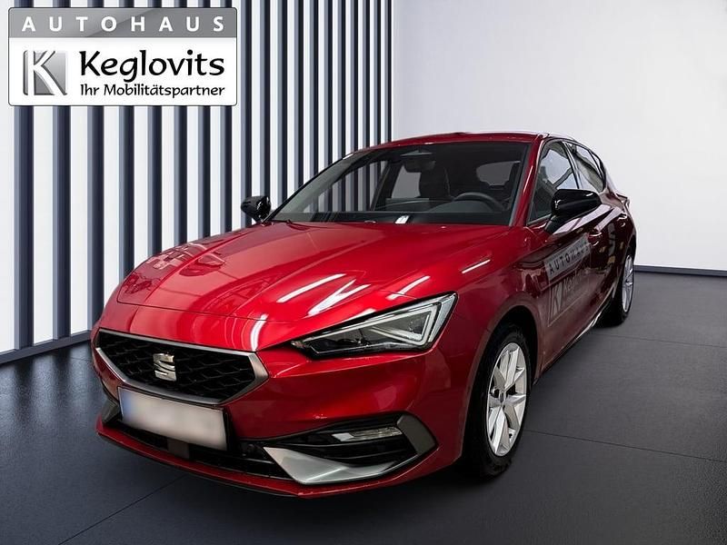 Neu Seat Leon FR 115 PS (84 kW) 2025 Mittelrot  metallic