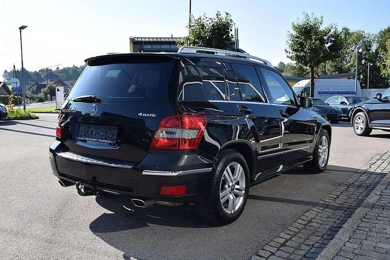 Gebraucht Mercedes GLK220 Sport 170 PS (125 kW) 2010 Schwarz SUV