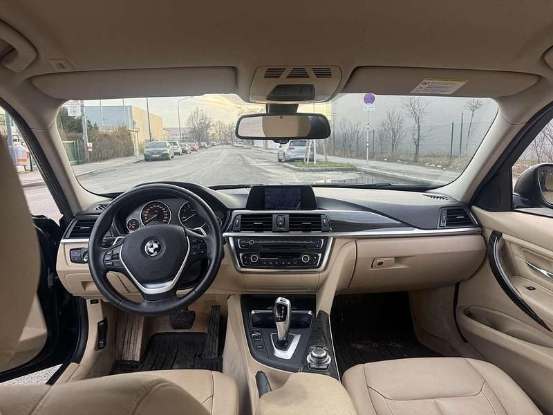Gebraucht BMW 318 Luxury Line 143 PS (105 kW) 2012 Kombi