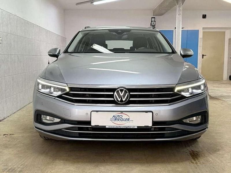 Gebraucht VW Passat Business 122 PS (89 kW) 2020 Silber Kombi