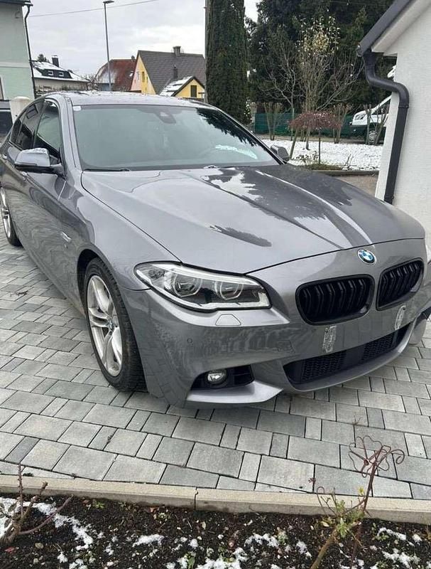 Gebraucht BMW 530 258 PS (189 kW) 2015 Limousine